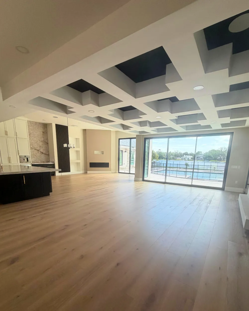 Post-construction cleaning Jacksonville – kitchen and living room after cleaning